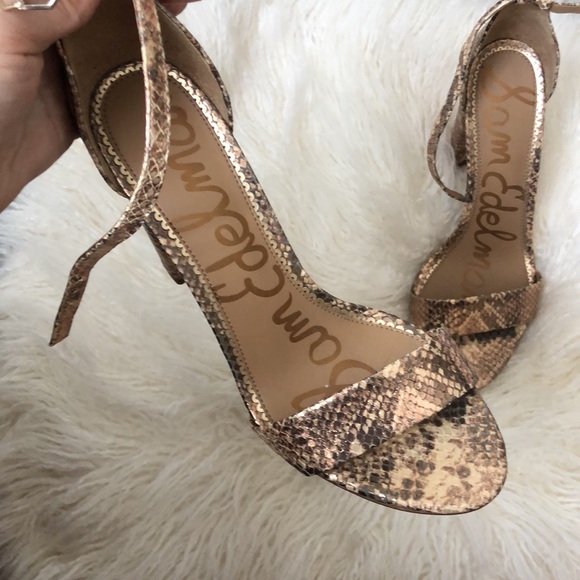 Sam Edelman - Women's Yaro Velvet Block Heels